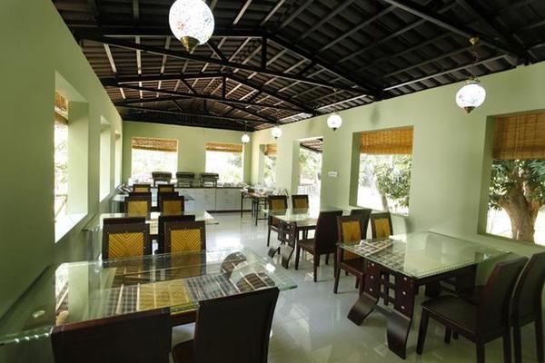 Ayur County Chancellor Resort